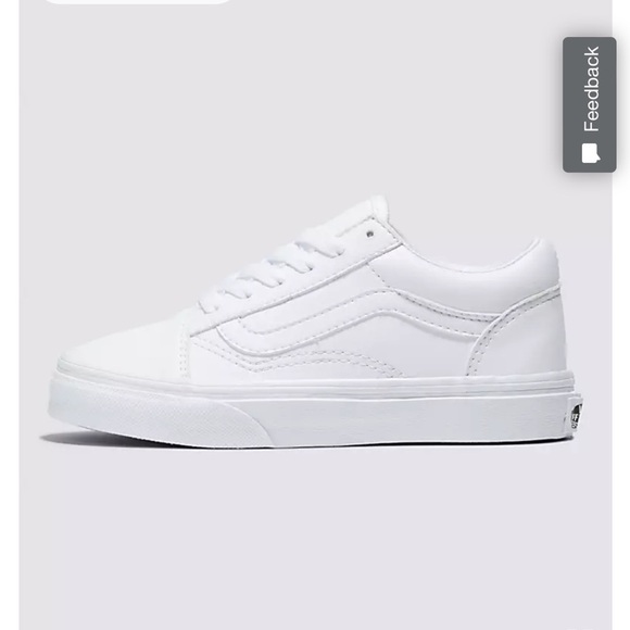 Vans Shoes - NEW Vans Old Skool Classic Tumble Shoe - size 7